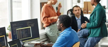 Analista de Segurança da Informação: o que faz e salário thumbnail