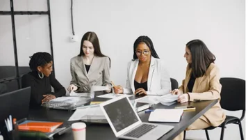 Liderança feminina, seus desafios e importância thumbnail