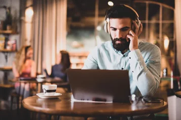 8 vídeos sobre empreendedorismo que você precisa assistir! thumbnail