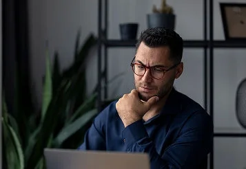 Falta justificada dá justa causa? Entenda seus direitos thumbnail