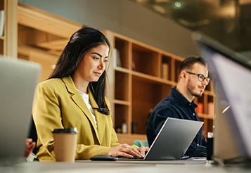 O que é KYE e como ele ajuda a proteger sua empresa 