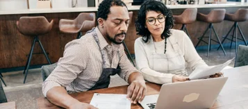 Como consultar documentos de clientes para vender com mais segurança thumbnail