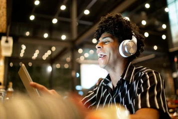 Listamos 11 documentários que todo empresário deve assistir thumbnail