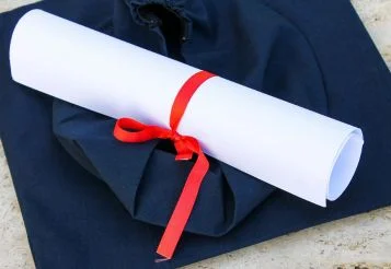 Qual a diferença entre bacharelado, tecnólogo e licenciatura?