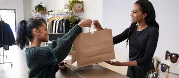 Dia do Consumidor: 4 dicas sobre como atacadistas podem aproveitar essa oportunidade thumbnail