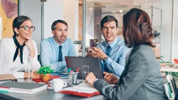 Estratégia empresarial: o que é e 4 dicas de como elaborar a sua em 2025 thumbnail