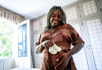 Estabilidade gestante: o que é, prazo e seus direitos thumbnail