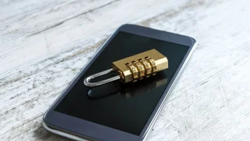 Saiba como bloquear celular pelo IMEI e manter seus dados seguros thumbnail