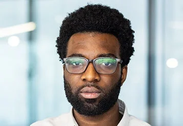 Sobrecarga no trabalho: como o RH pode diagnosticar e mitigar com estratégias práticas thumbnail