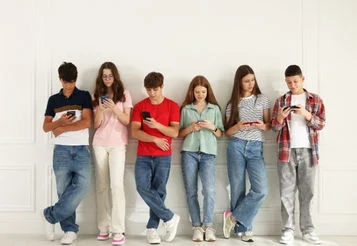 Lei Felca: entenda o novo marco digital que muda as regras no Brasil thumbnail