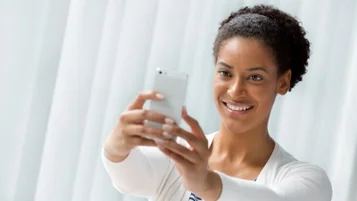 Foto para currículo: dicas para escolher uma foto boa thumbnail