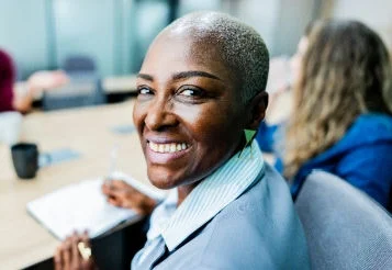 Inteligência emocional no trabalho: guia completo para o RH  thumbnail