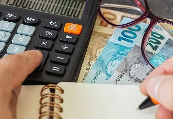 Isenção Imposto de Renda: R$5.000 é o novo limite; entenda as regras thumbnail