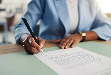 Contrato por prazo determinado: como funciona, regras e direitos
