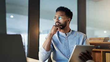 Baixe grátis o infográfico: Demanda por crédito no Brasil para PFs e PJs thumbnail