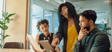 Como liderar uma equipe? 10 dicas para ser um líder! thumbnail