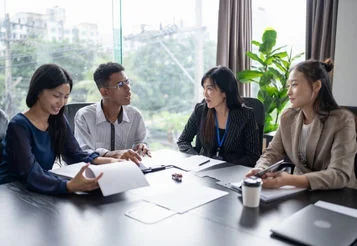 O que é venda consultiva? Como agregar valor e fechar negócios B2B thumbnail