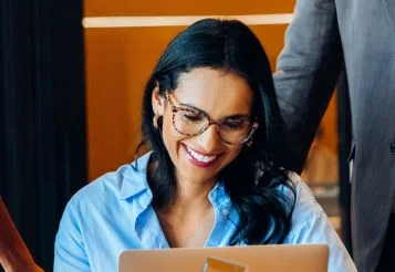 Black November: como contribuir para a educação financeira dos colaboradores thumbnail