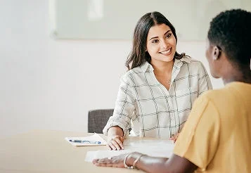 Como escrever uma redação "quem sou eu": para processos seletivos thumbnail