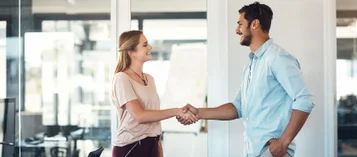 Sociedade empresarial: o que é e como funciona? thumbnail