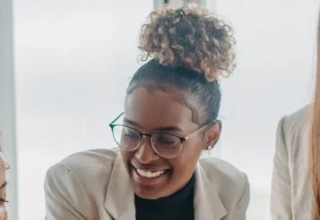 Softwares de RH: conheça os 15 principais e saiba como escolher thumbnail