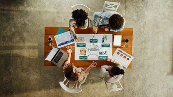 Como escolher os melhores criativos para campanhas de performance thumbnail