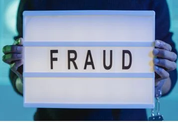 7 sinais de fraude informacional no e-commerce online