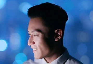 Habilidades essenciais na era da IA: como profissionais podem se destacar thumbnail