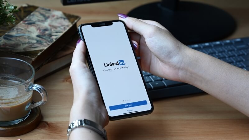 O que colocar no título do LinkedIn?