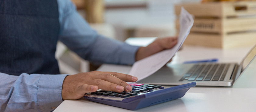 Aproveite o décimo terceiro para recuperar dívidas de clientes inadimplentes