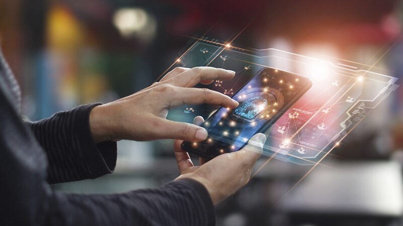 O poder do device: análise de dispositivos previne fraudes sem impactar a experiência do usuário final