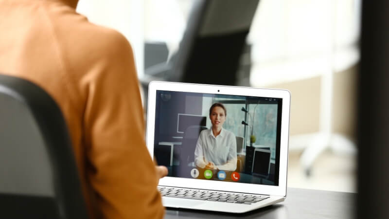 Entrevistas on-line: confira 8 dicas para se dar bem!