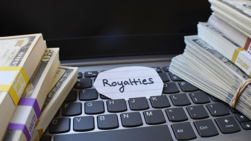 Royalties: o que é e como funciona esse modelo de receita