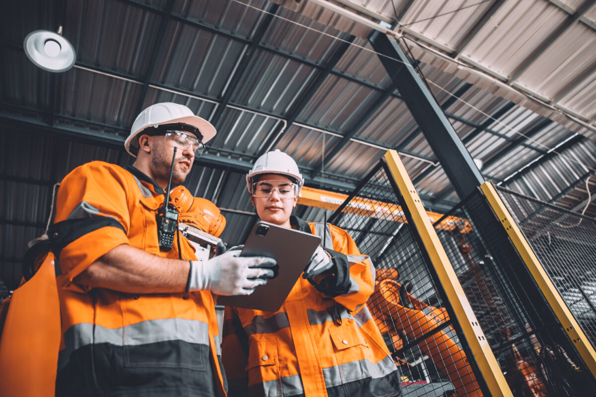 Como melhorar a segurança do trabalho na sua indústria