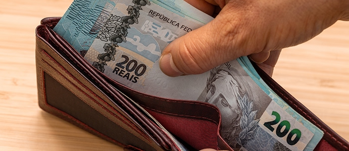 Novo salário mínimo 2026: veja reajuste e impactos no bolso