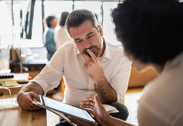 Thubmnail Como fazer gestão de clientes B2B com eficiência