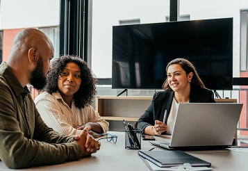 Como lidar com os desafios das relações humanas no trabalho?