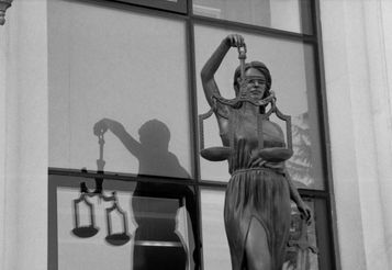 Lei Uniforme de Genebra: como ela impacta o comércio internacional thumbnail