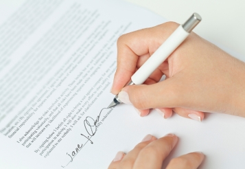 Thubmnail Contrato social: o que é, como funciona e sua importância