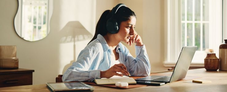 Confira 10 IAs para transcrever áudio