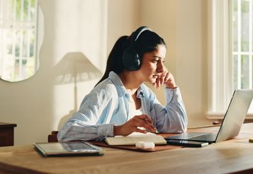 Confira 10 IAs para transcrever áudio