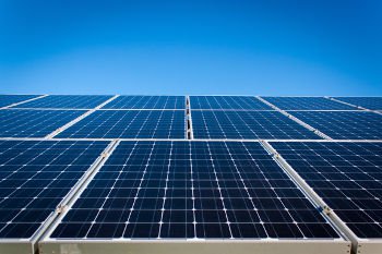 Placas de Energia solar são alternativa para empreendedorismo